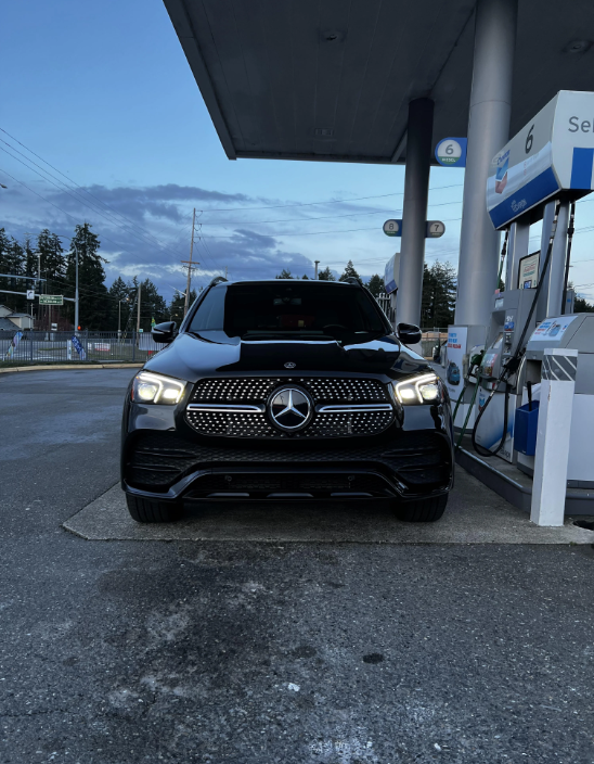 Mercedes GLE filling up with gas - front view